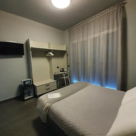Alma Hotel