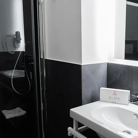 阿尔玛酒店 酒店