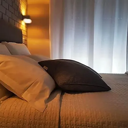 Alma Hotel